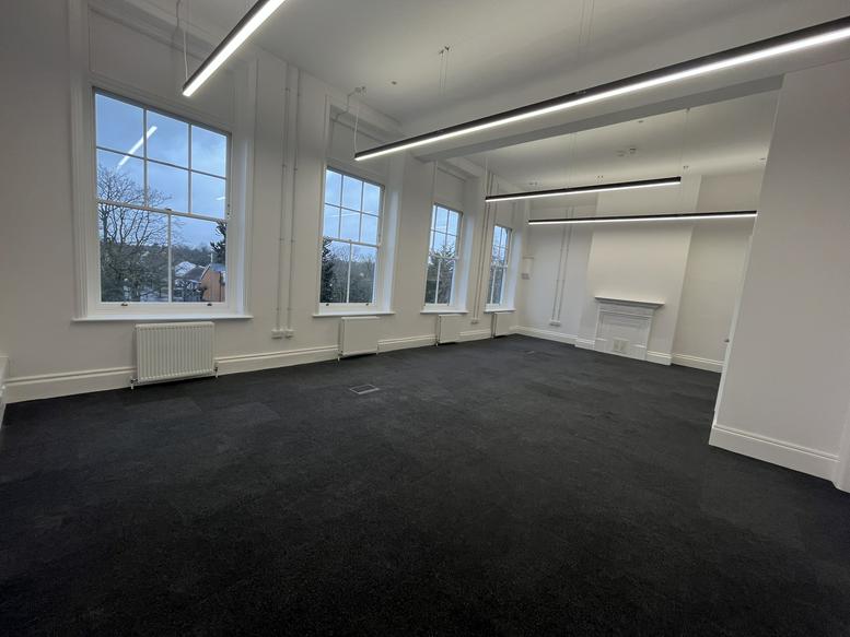 Photo of an office at Queen Victoria House, 794 Cranbrook Road IG6 1HZ