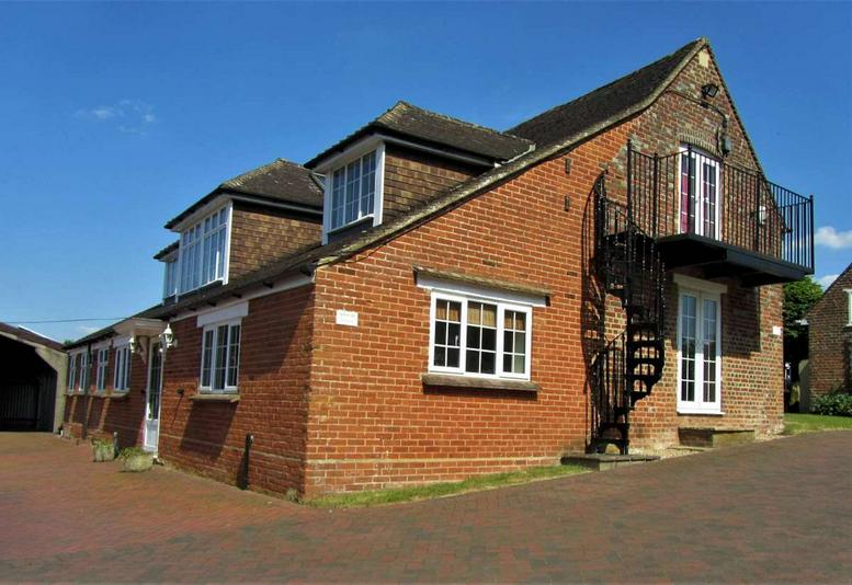 Facilities furnishings & layout of the office for rent at Rickmansworth Serviced Offices, West Clayton WD3 5EX