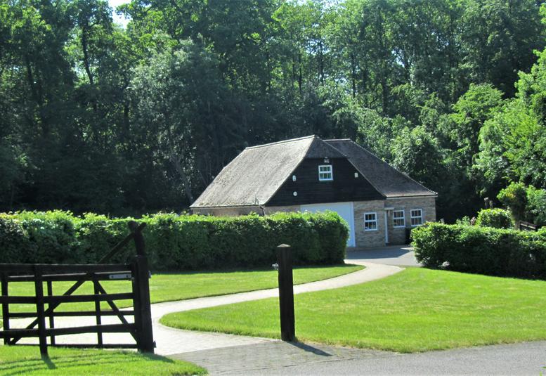 Photo of an office at Rickmansworth Serviced Offices, West Clayton WD3 5EX