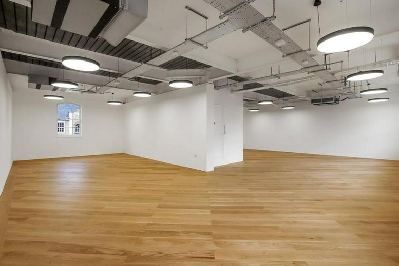 Photo of an office at Rivington Street EC2A 3DR