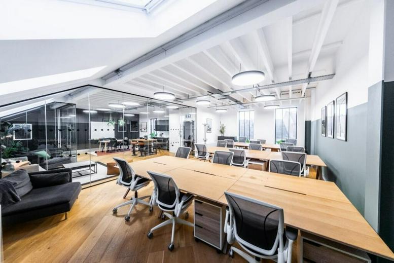 Photo of an office at Rivington Street EC2A 3DR