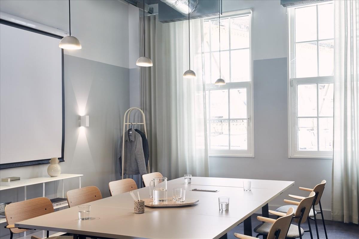 Image of the workspace at Scott House, The Concourse Waterloo Station SE1 8SW