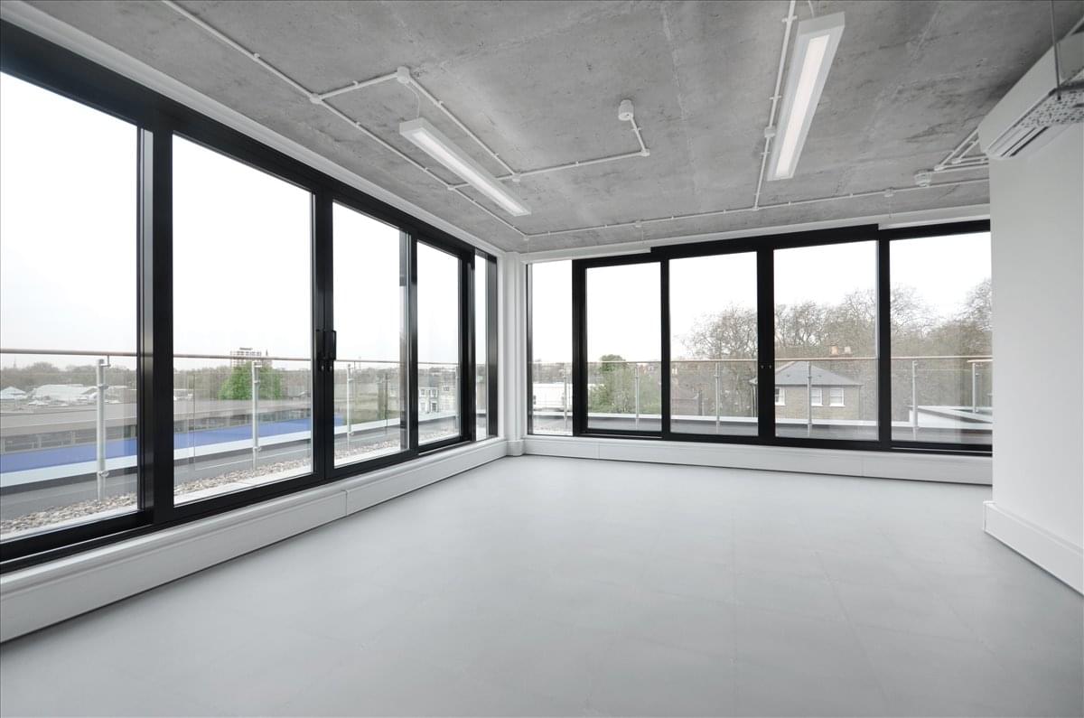 Photo of an office at ScreenWorks, 22 Highbury Grove, Highbury East N5 2EF