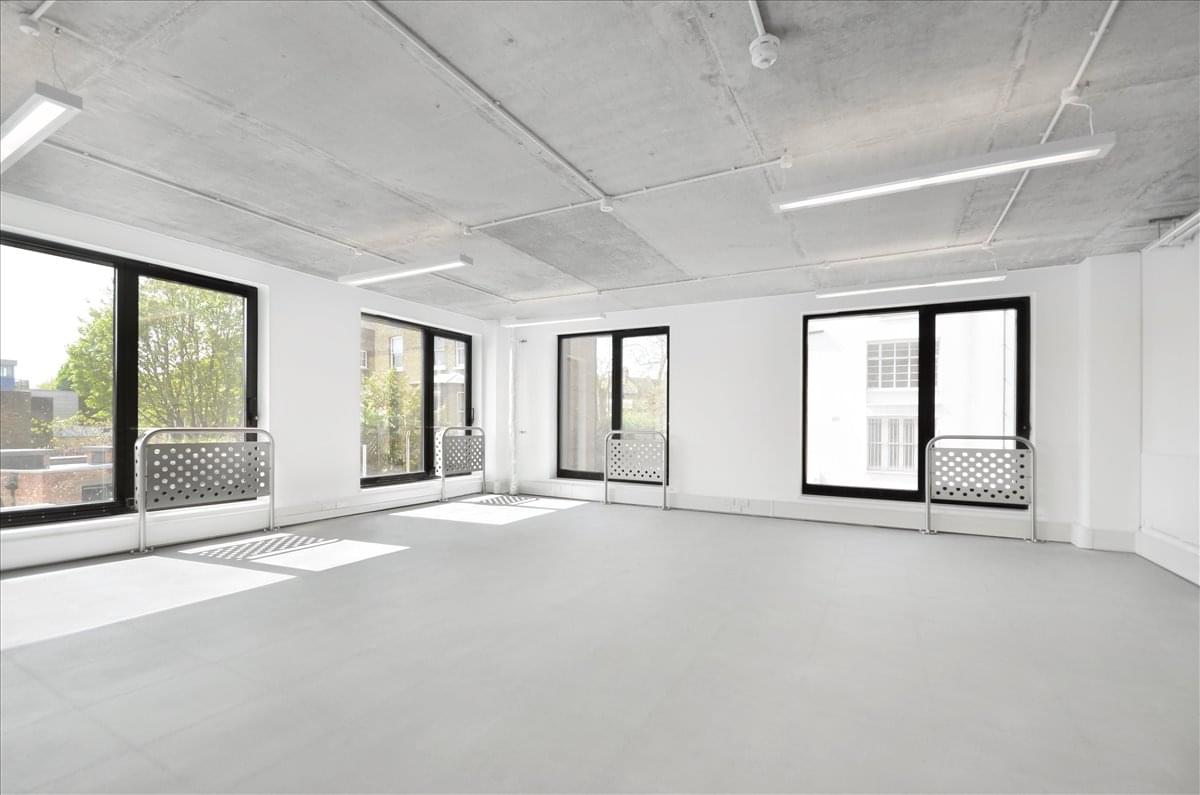 Photo of an office at ScreenWorks, 22 Highbury Grove, Highbury East N5 2EF