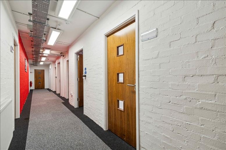 Photo of an office at St Mark's Studios, 14 Chillingworth Road N7 8QJ