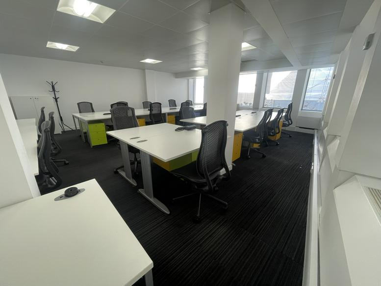 Photo of an office at St Vincent House, 30 Orange Street WC2H 7HH