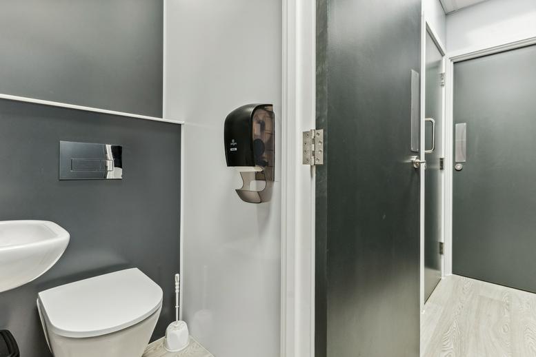 Photo of an office at Stirling Way WD6 2BW