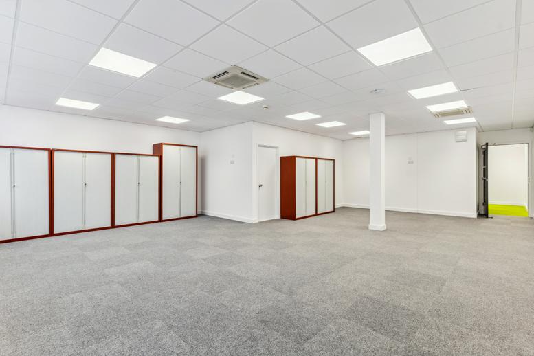 Photo of an office at Stirling Way WD6 2BW