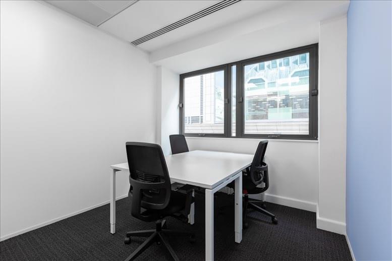 Image of the workspace at Tallis House, 2 Tallis Street EC4Y 0AB