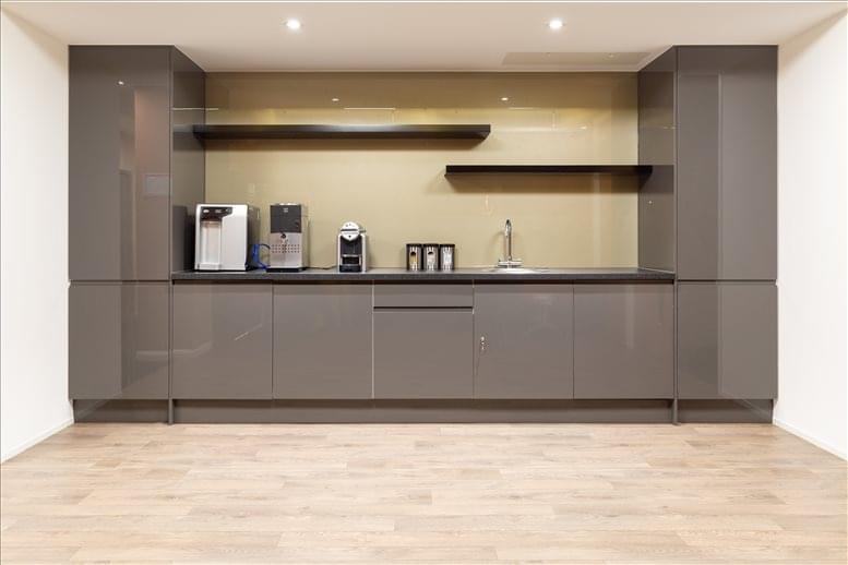 Image of an office at Tallis House, 2 Tallis Street EC4Y 0AB