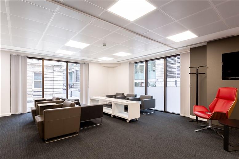 Photo of an office at Tallis House, 2 Tallis Street EC4Y 0AB