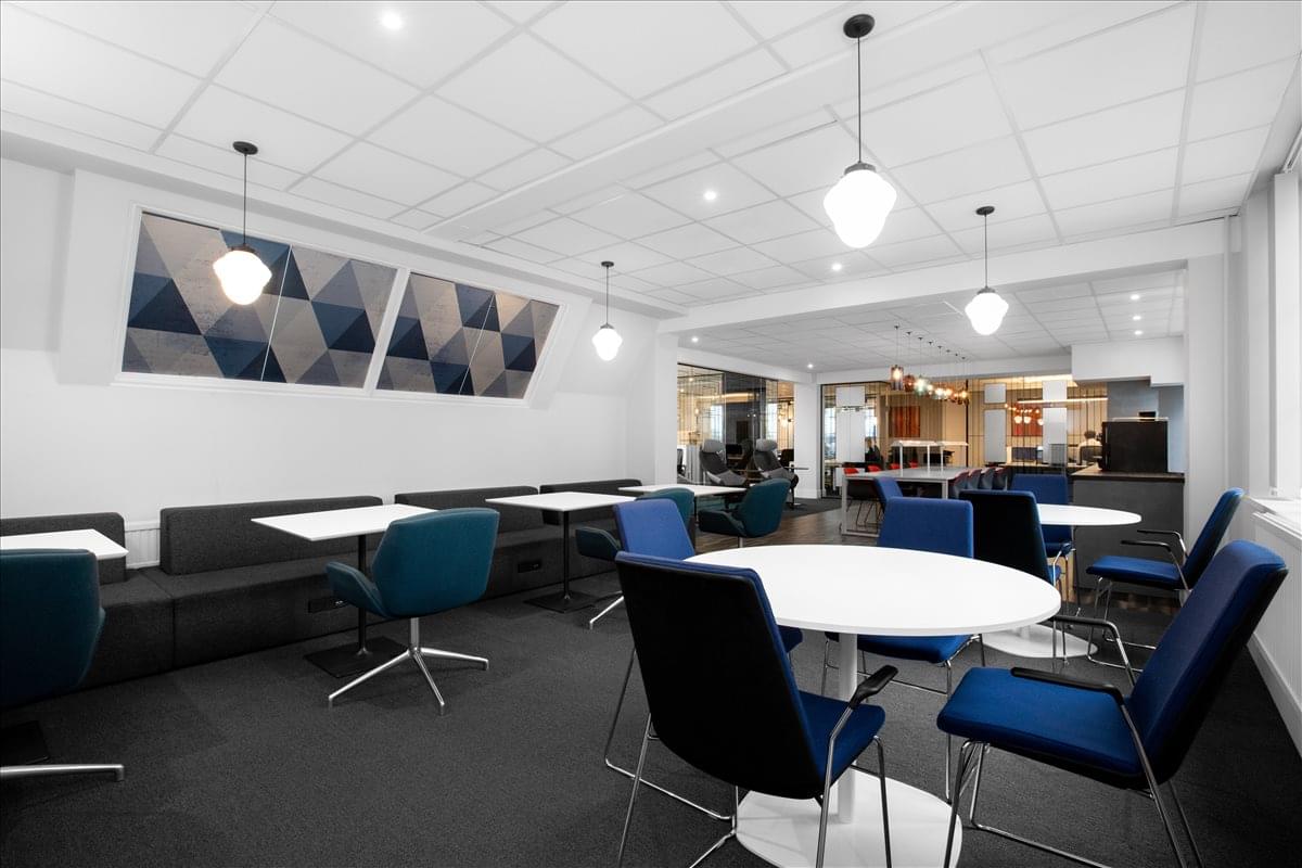 Photo of the office space available at Terminal House, 52 Grosvenor Gardens SW1W 0AU