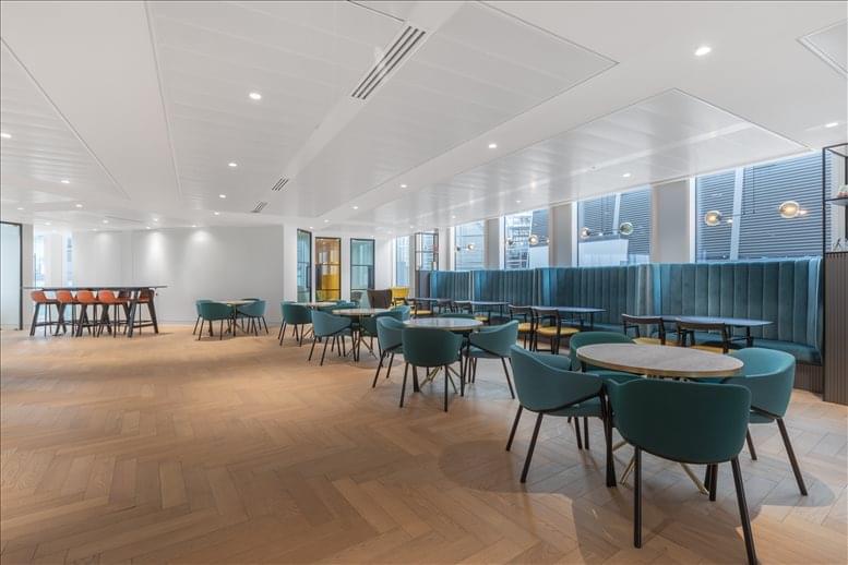 Image of an office at The Clubhouse, Holborn Circus, 20 St Andrew Street EC4A 3AG