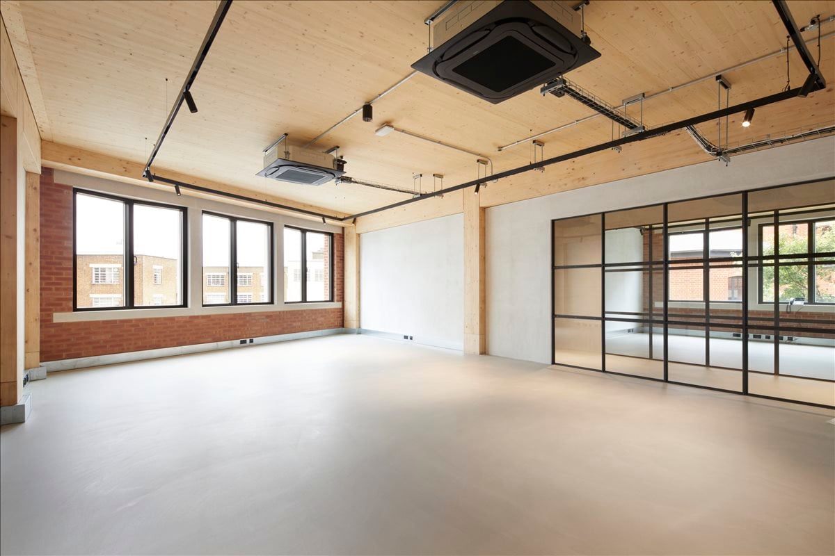 Image of the workspace at The Department Store Studios, 19 Bellefield Road SW9 9UH