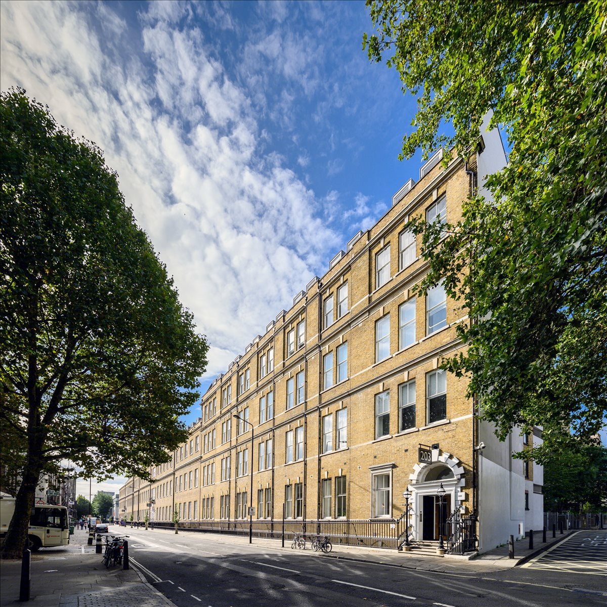 Image of an office at The Eversholt, 163-203 Eversholt Street NW1 1BU