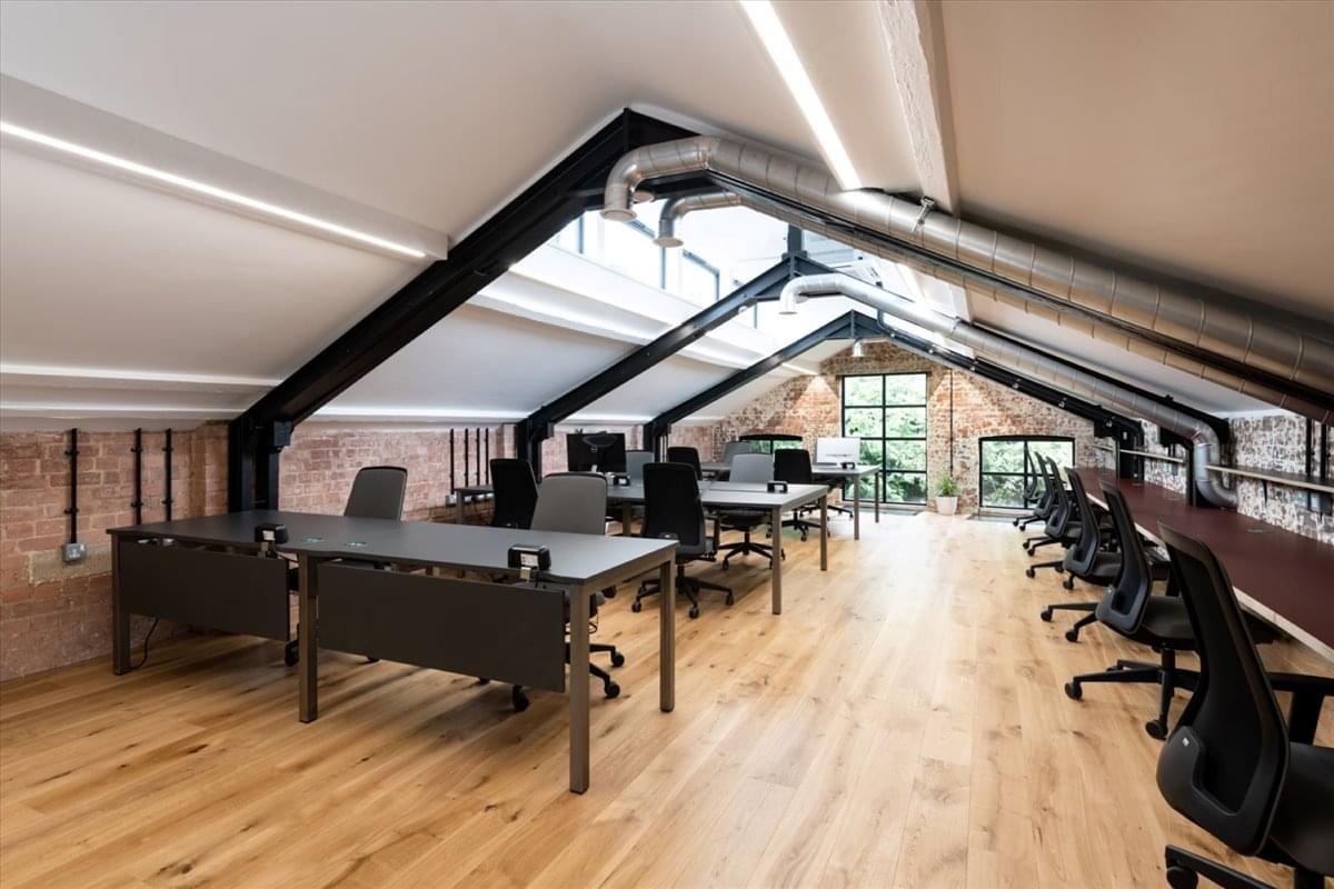 Image of the workspace at The Old Pumphouse, 1a Stonecross, St Albans AL1 4AA