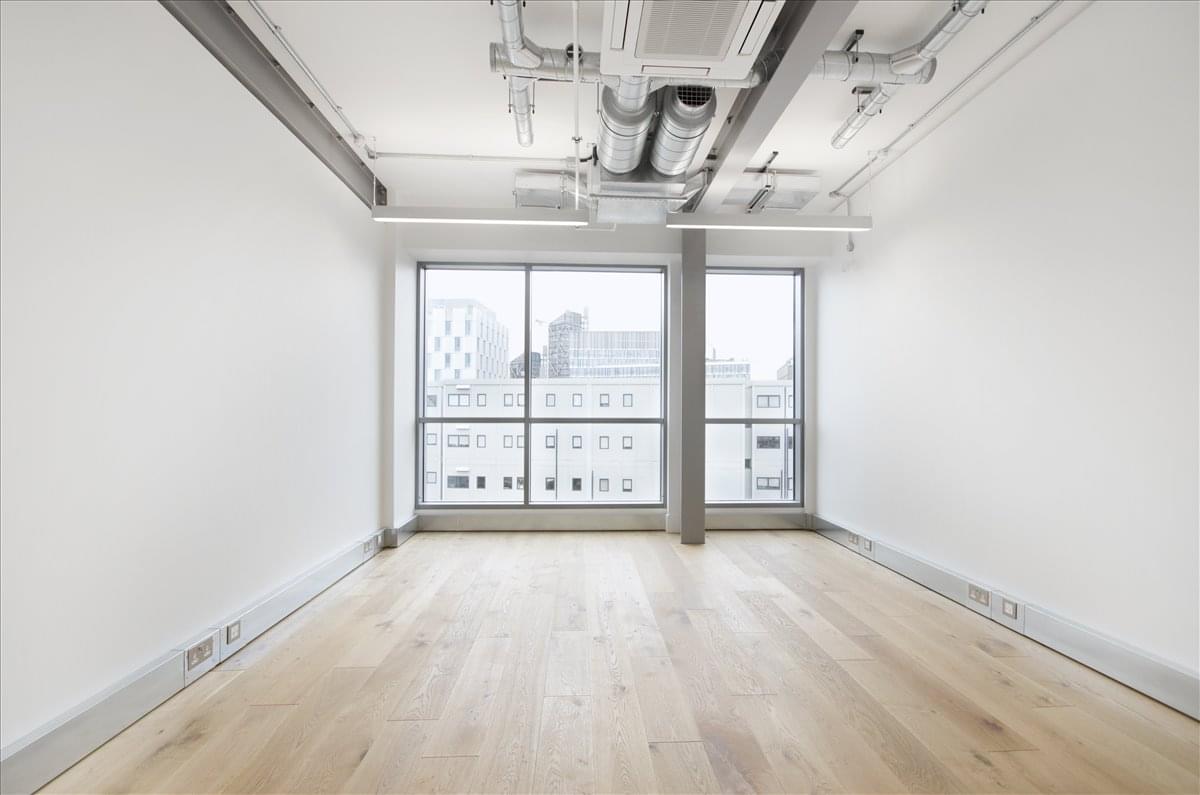 Photo of the workspace available at The Print Rooms, 164/180 Union Street SE1 0LH