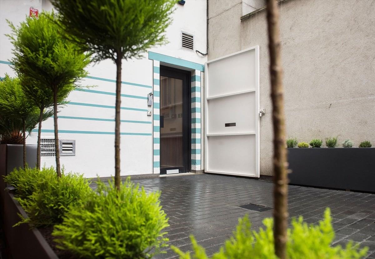 Photo of Office Space on The Sandwich, 10 Clothier Street - Bishopsgate