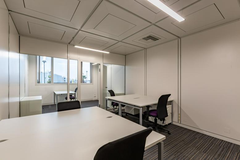 Photo of an office at Theobald Street, Hertfordshire WD6 4PJ