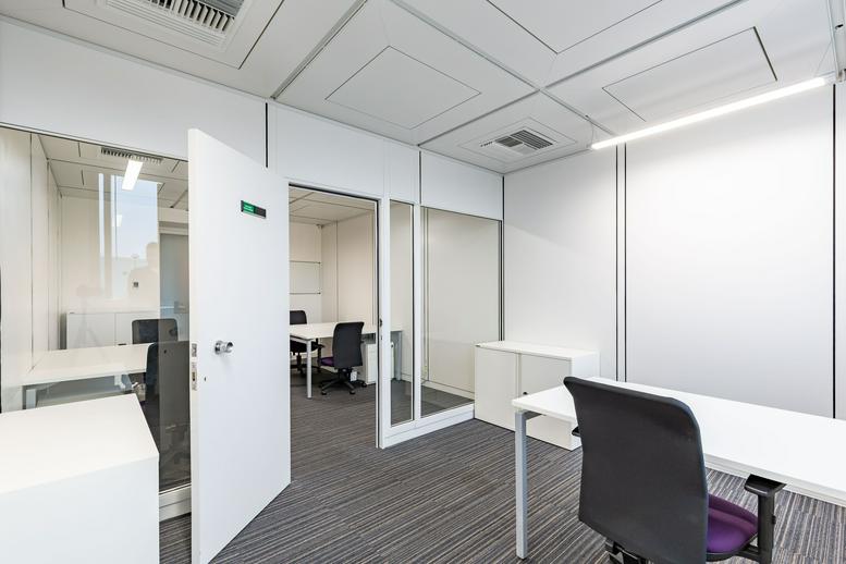 Photo of an office at Theobald Street, Hertfordshire WD6 4PJ