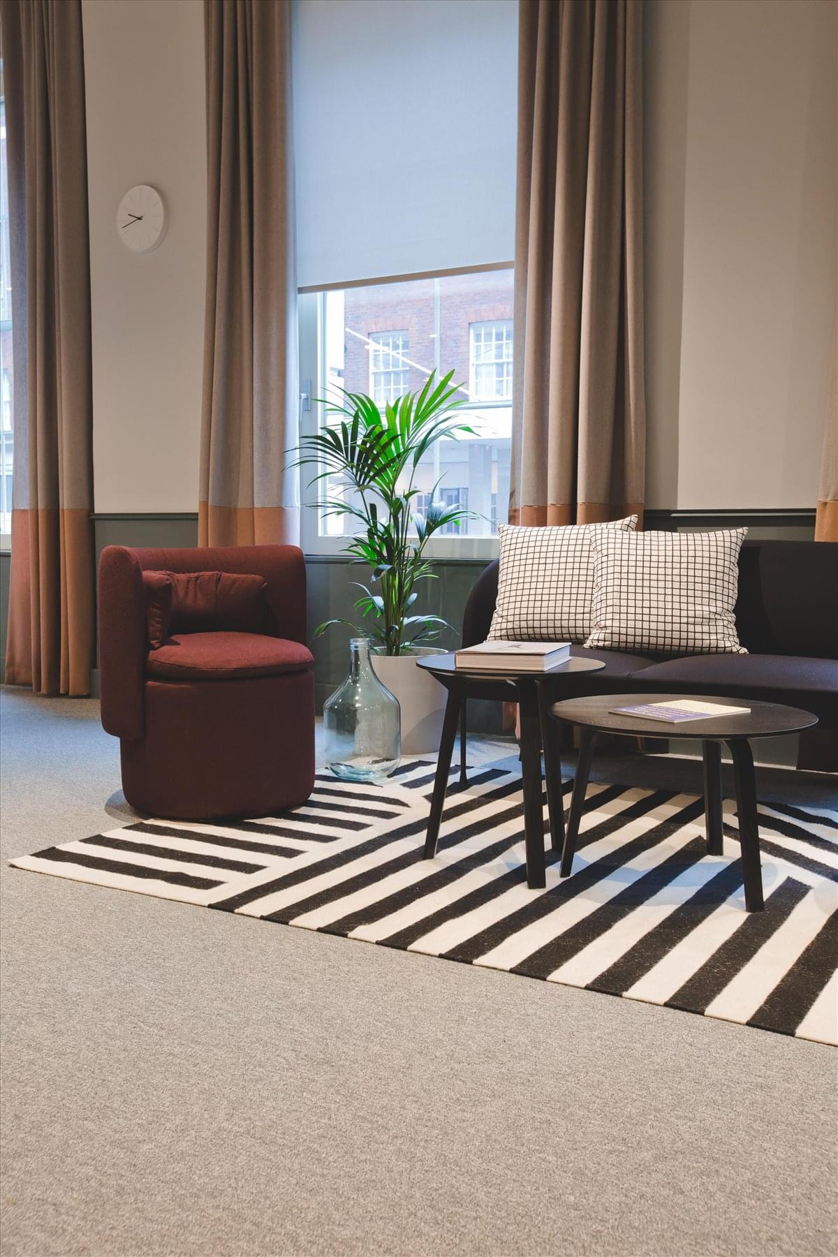 Photo of the workspace available at Thomas House, 84 Eccleston Square SW1V 1PX