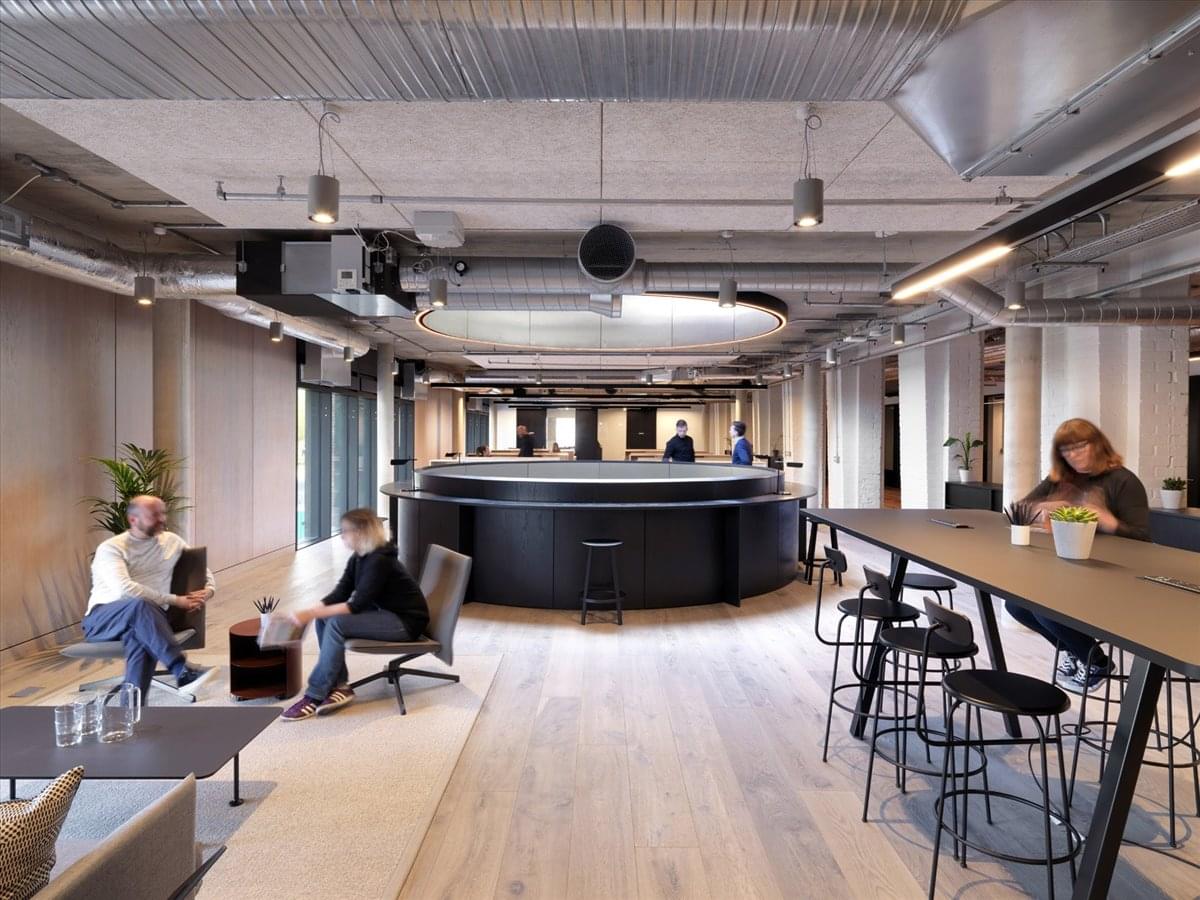 Image of the workspace at Tintagel House, 92 Albert Embankment, Central London SE1 7TP