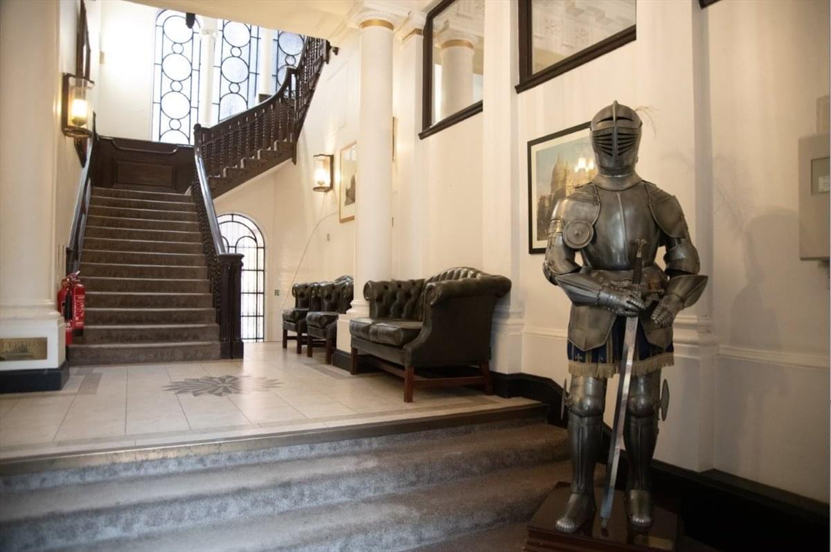 Bank office space at Token House, 11/12 Tokenhouse Yard, City Of London EC2R 7AS