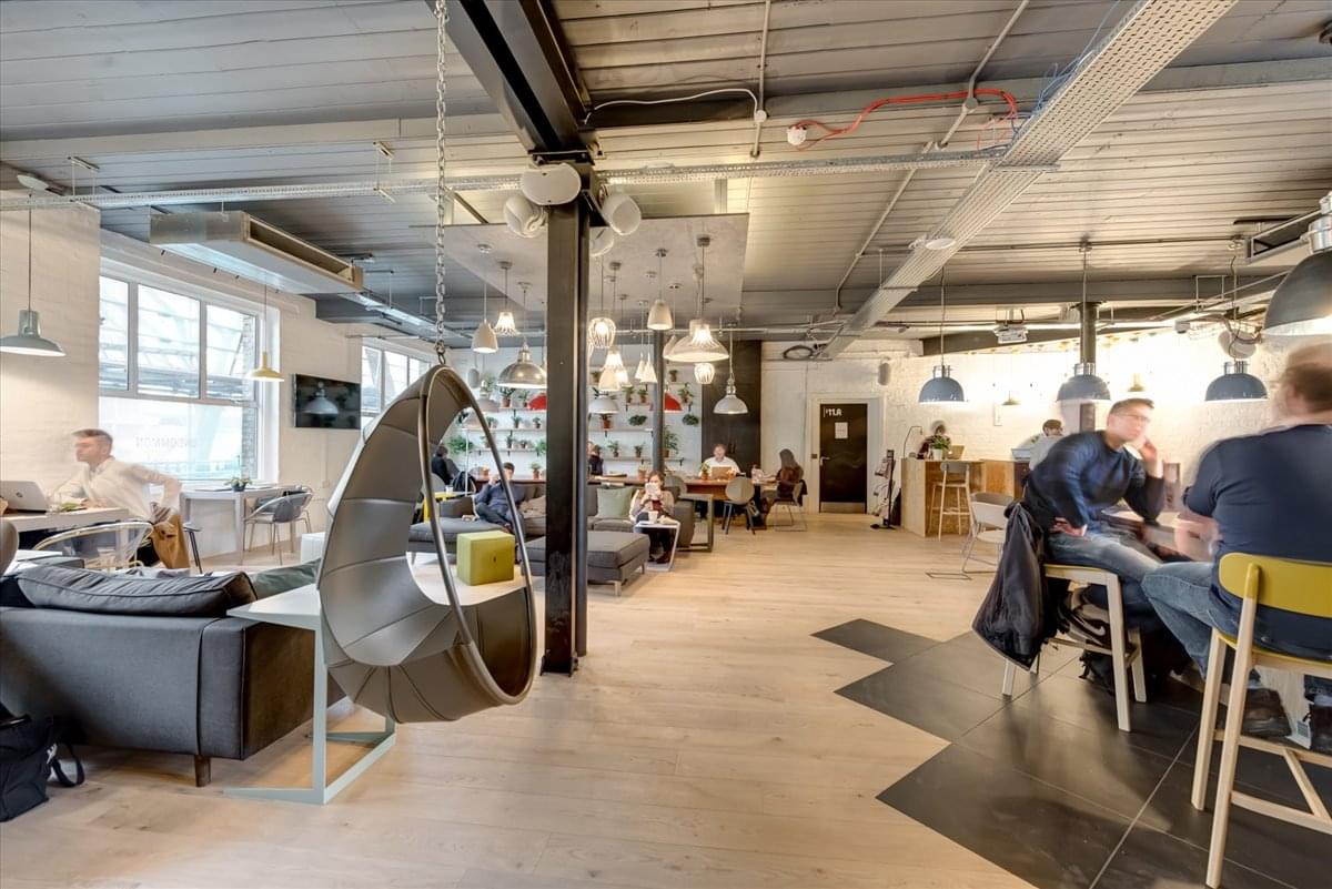 Photo of an office at Uncommon, 25 Horsell Road, Highbury & Islington, North London N5 1XL