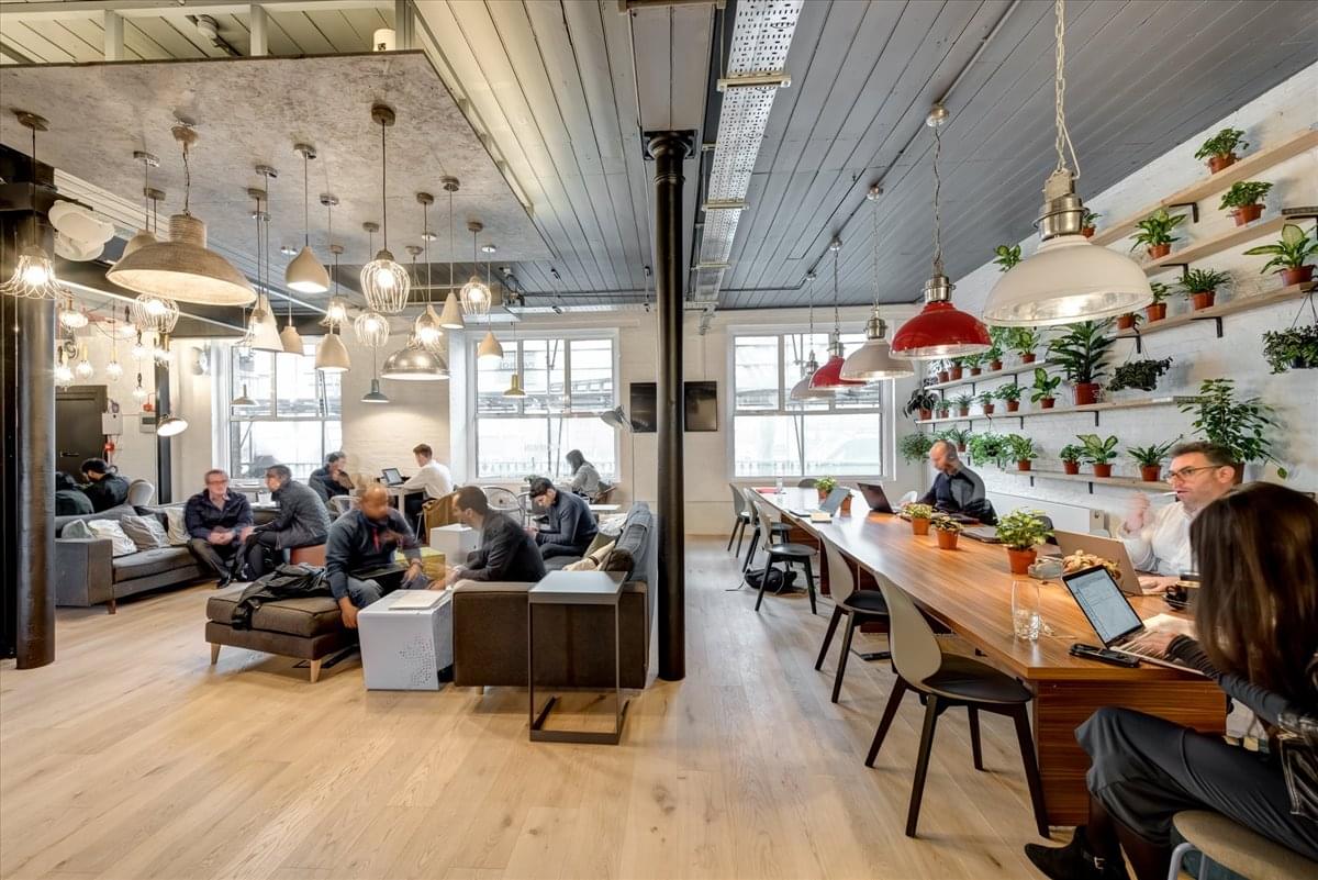 Photo of an office at Uncommon, 25 Horsell Road, Highbury & Islington, North London N5 1XL