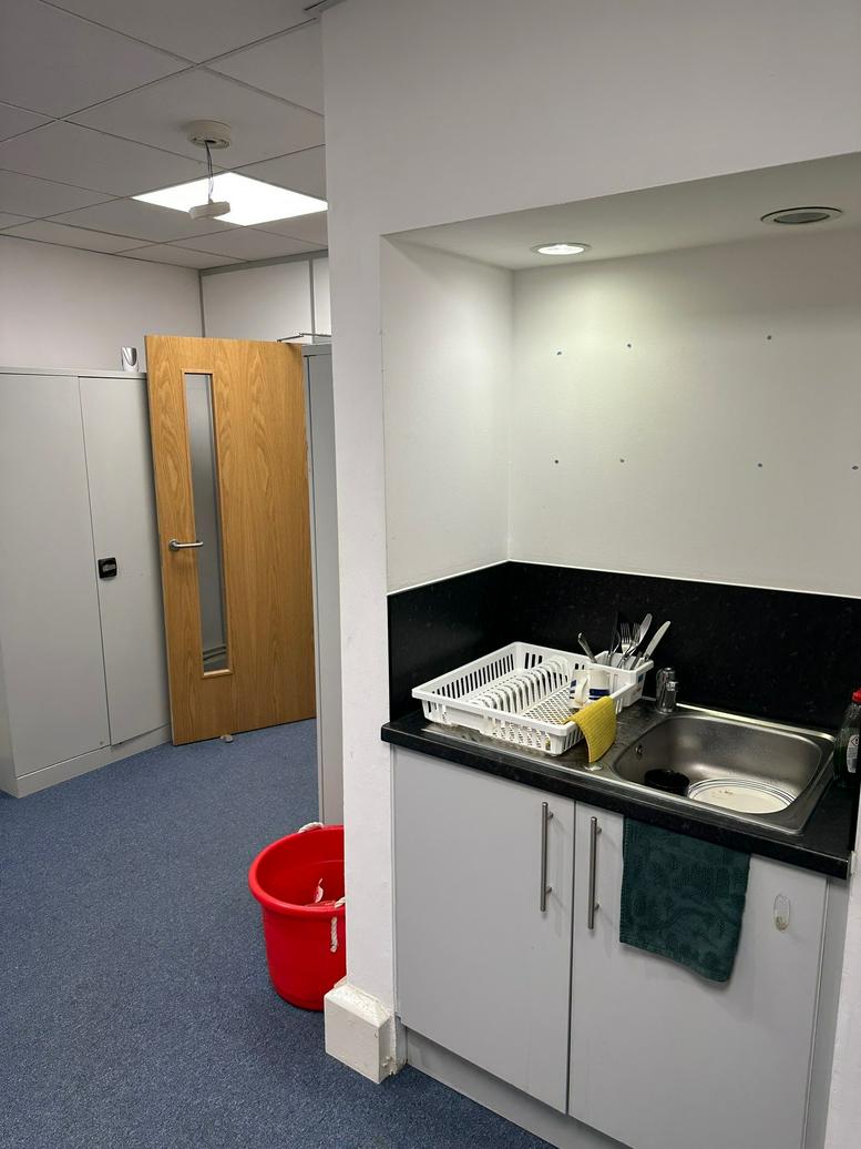Image of the workspace at Unit 10, Princeton Mews KT2 6PT