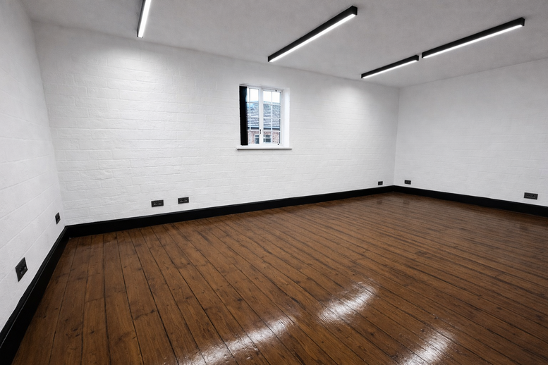 Image of the workspace at Unit 7, Mowat Industrial Estate Road WD24 7UY