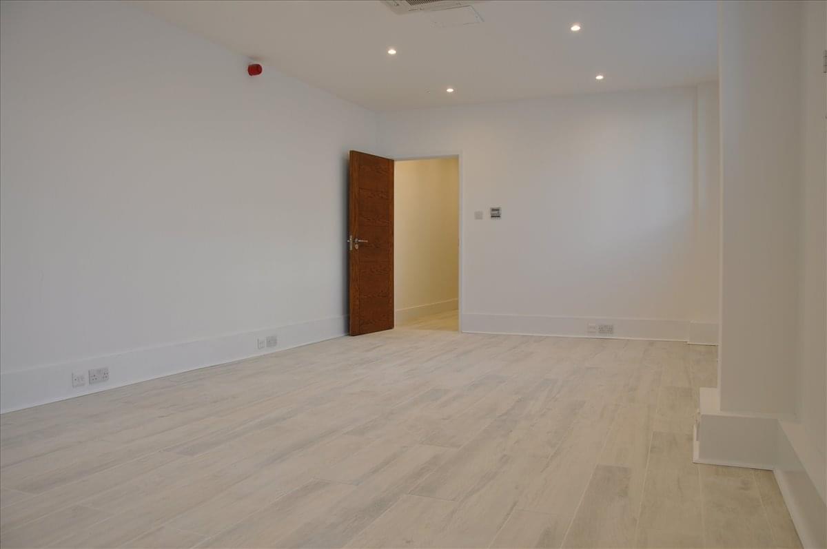 Image of the workspace at Vineyards Business Centre, 36 Gloucester Avenue, Primrose Hill NW1 7BB