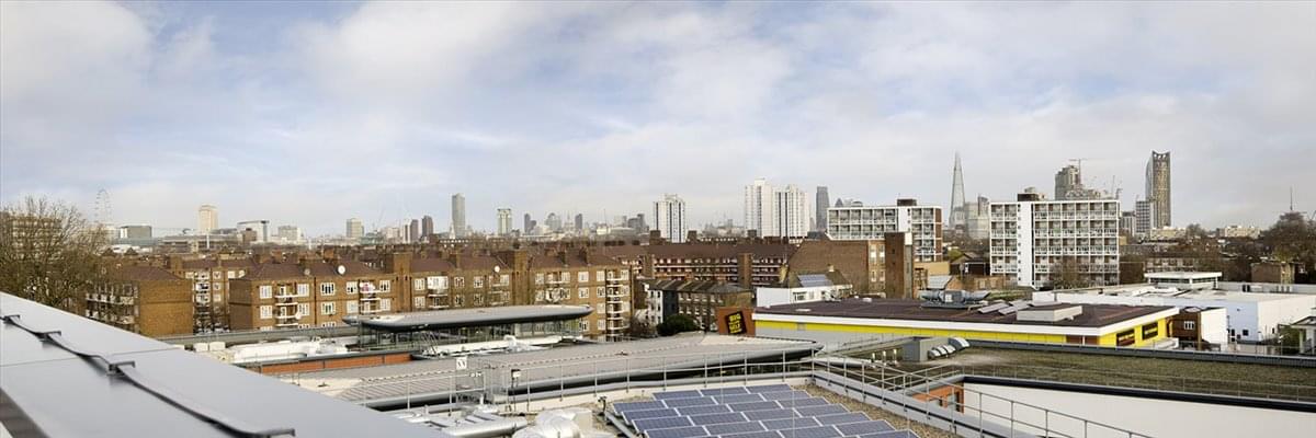 Image of an office at Vox Studios, 1-45 Durham Street SE11 5JH