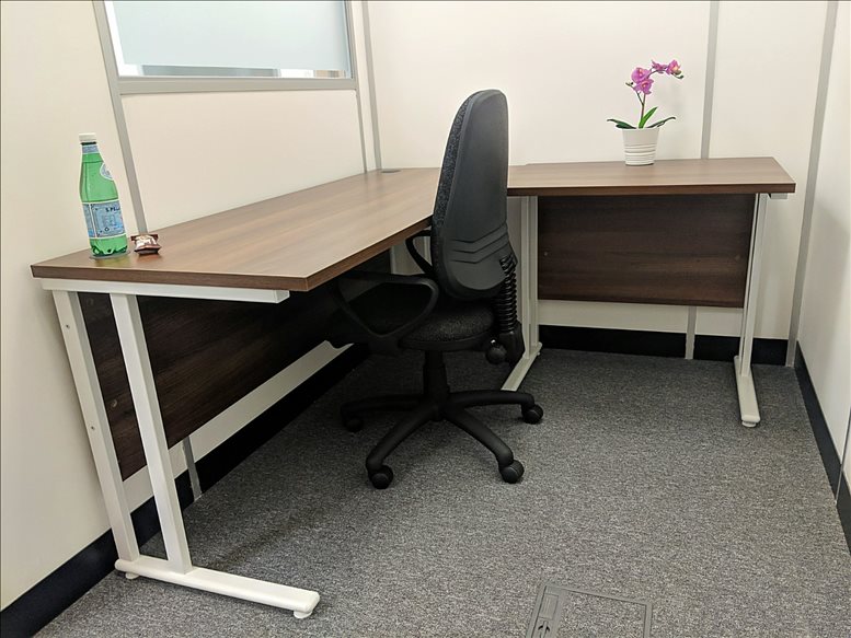Photo of the office space available at West Link House, 981 Great West Road, Brentford TW8 9DN