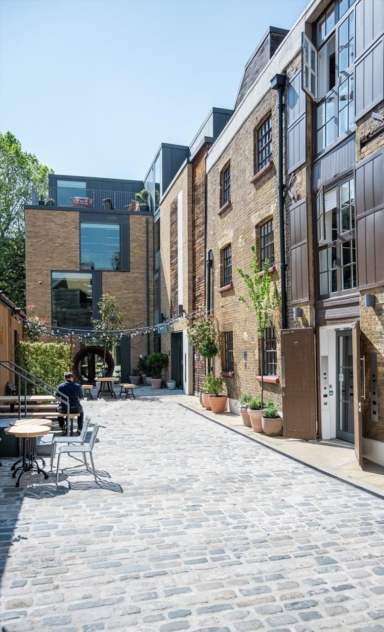 Photo of an office at Woolyard, 52-56 Bermondsey Street SE1 3UD