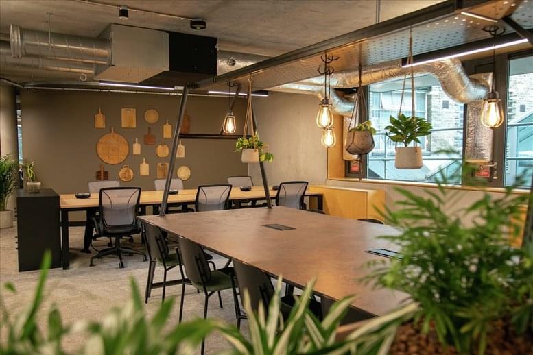 Photo of an office at Woolyard, 52-56 Bermondsey Street SE1 3UD